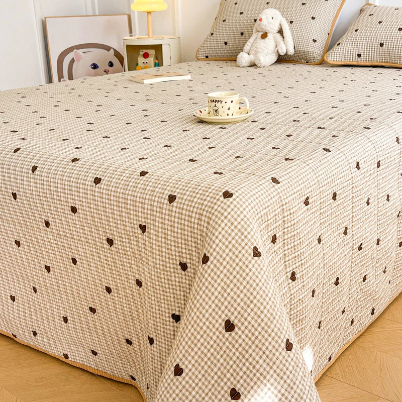 Waterproof Printed Bedspread . Reversible Double-Sided Bed Cover