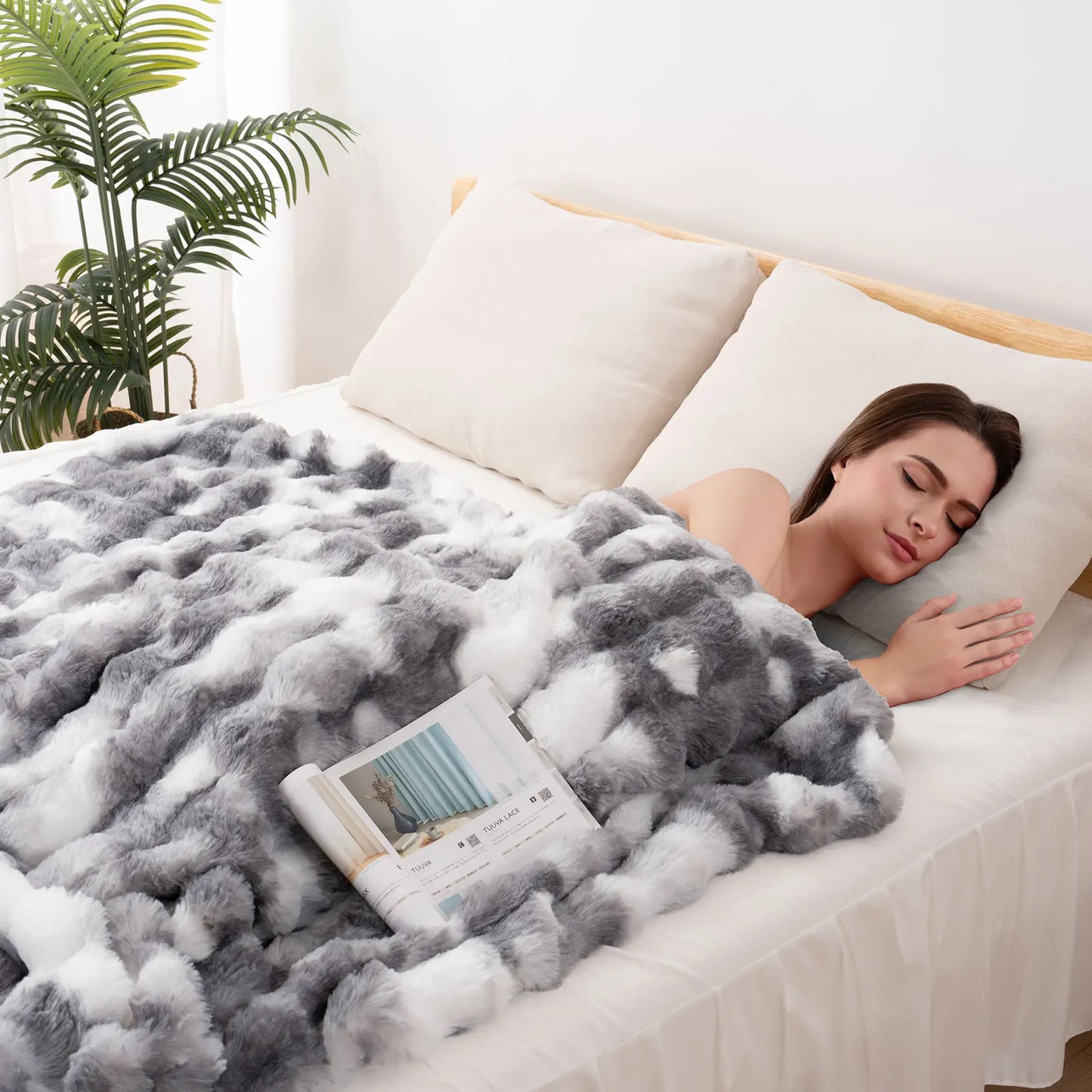 Faux Rabbit Fur Blanket For Bed Thick Warm Cozy Decorative