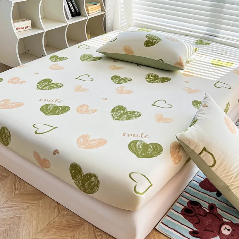 Machine Washable Fitted Mattress Protector. Non-Slip Deep Pocket Mattress Cover