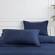 Soft Breathable Quilt Bedding Set.Modern Embossed Bedspread Collection