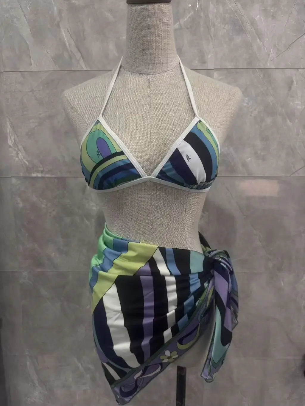 Vintage Geometric Print 3-Piece Bikini Set with Matching Cover-Up