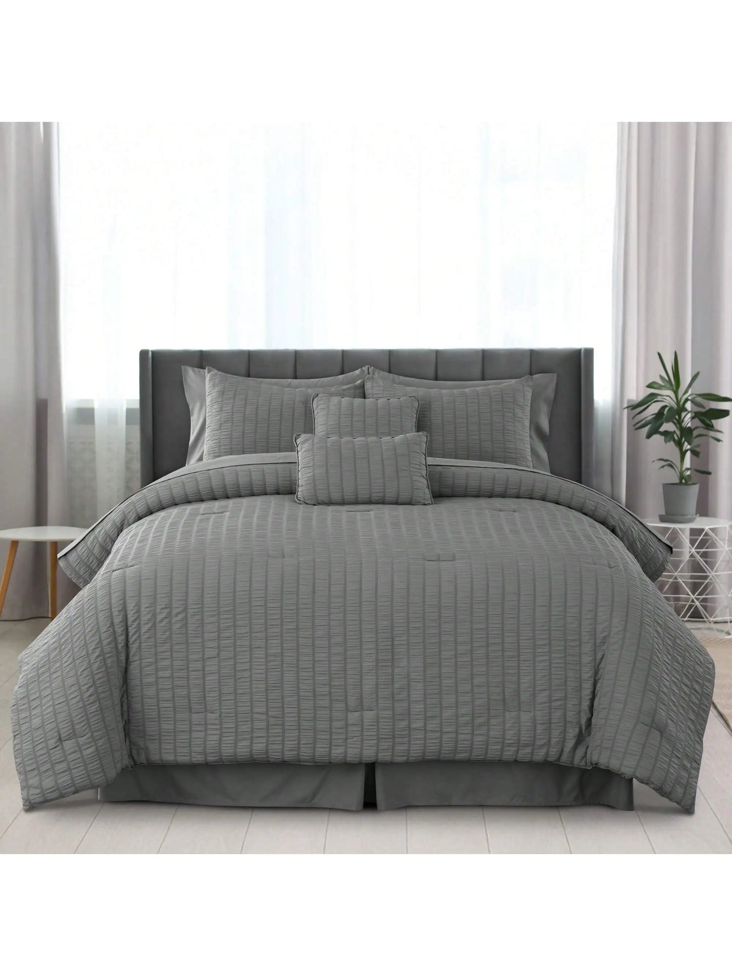 Luxury 10-Piece Comforter Bedding Set .Soft Seersucker Bed in a Bag Collection
