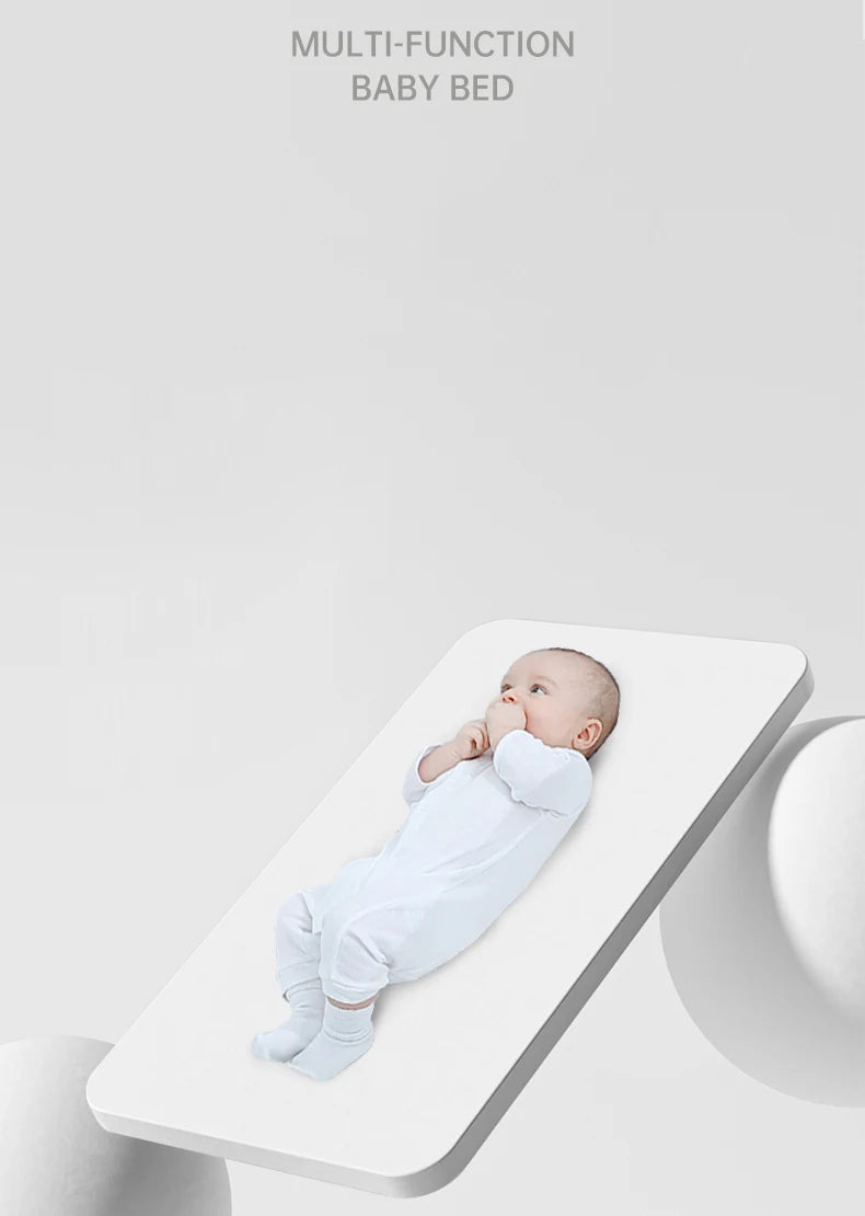 Adjustable Baby Bassinet Bedside Sleeper & Newborn Co-Sleeper with Storage Basket