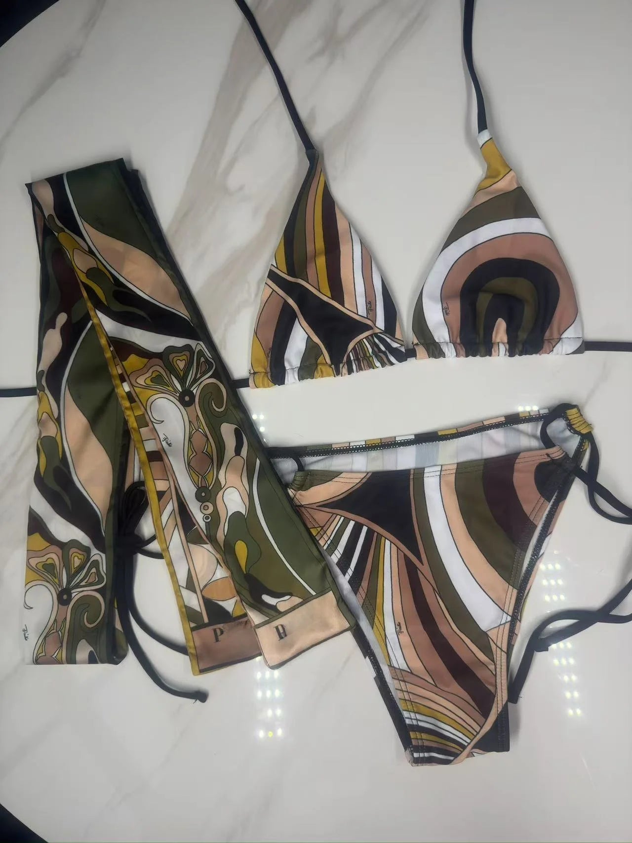 Vintage Geometric Print 3-Piece Bikini Set with Matching Cover-Up