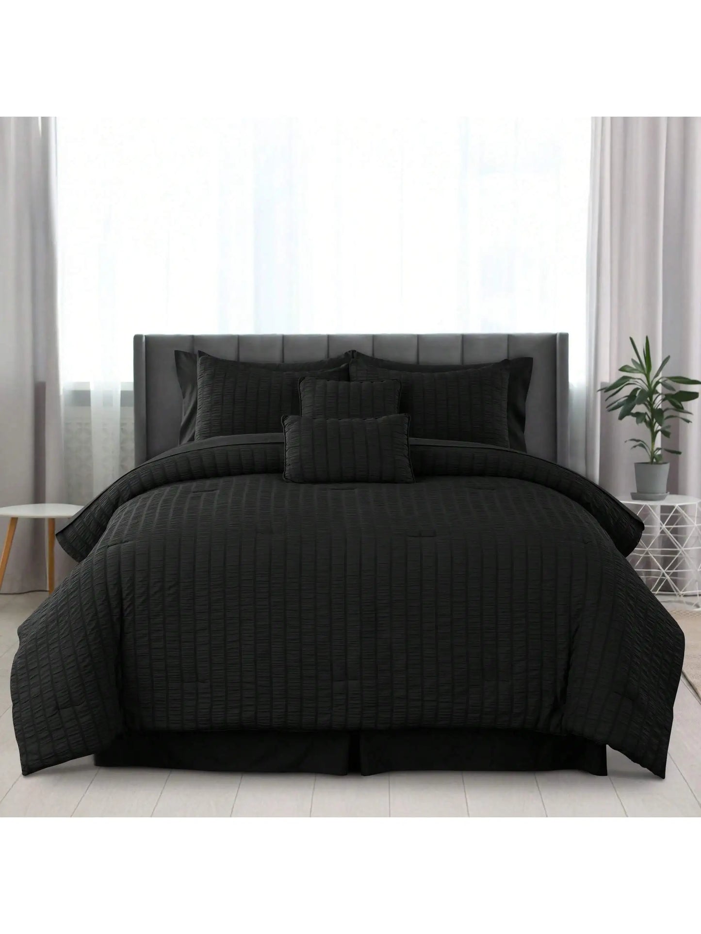 Luxury 10-Piece Comforter Bedding Set .Soft Seersucker Bed in a Bag Collection