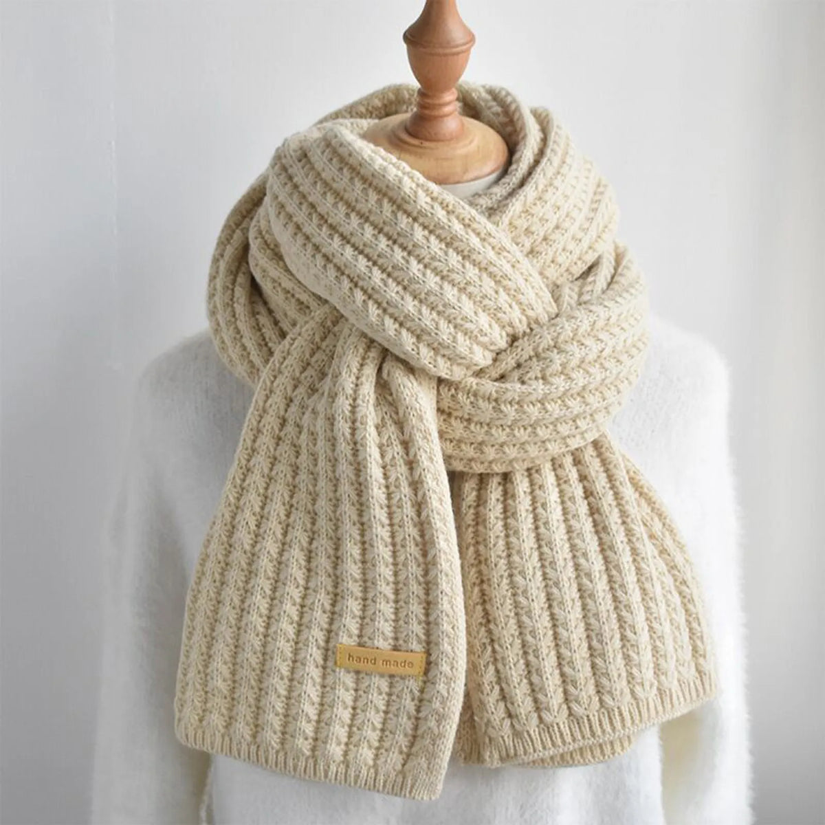 Women’s Knitted Winter Scarf – Warm Ribbed Long Wrap with Fringe