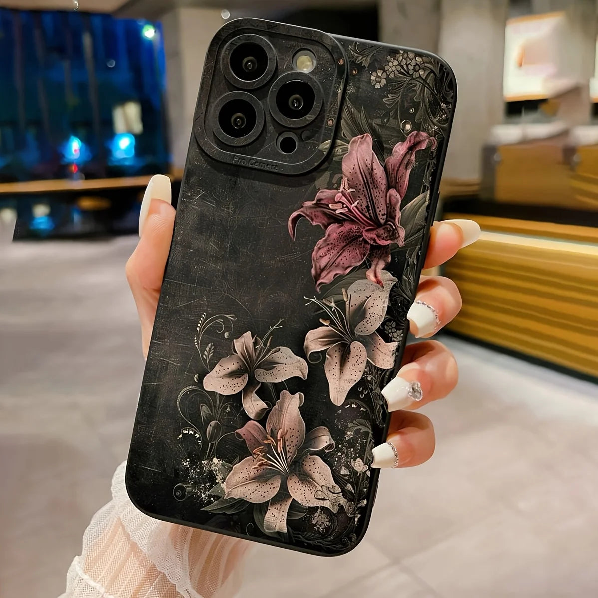 Elegant Floral iPhone Case. Luxury Style with Everyday Protection