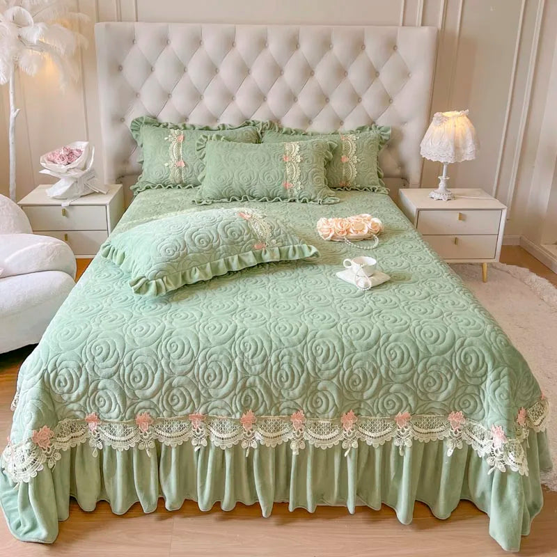 Luxury Velvet Fleece Ruffled Bedspread Set