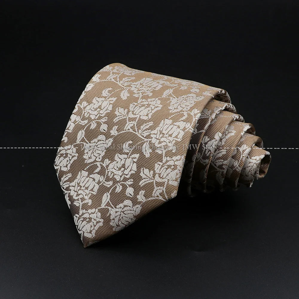 Luxury Paisley Men’s Business Necktie . Wedding & Formal Tie