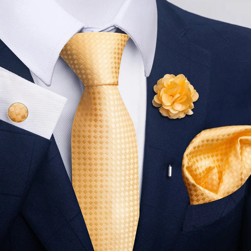 Luxury Green Floral Men’s Necktie Set .Tie, Pocket Square & Cufflinks