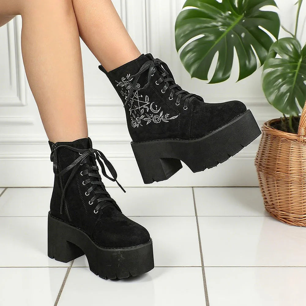 Stylish Goth Motorcycle Women Ankle Boots Embroidered Street Thick Bottom Y2k Chunky High Heels Platform Short Booties Halloween