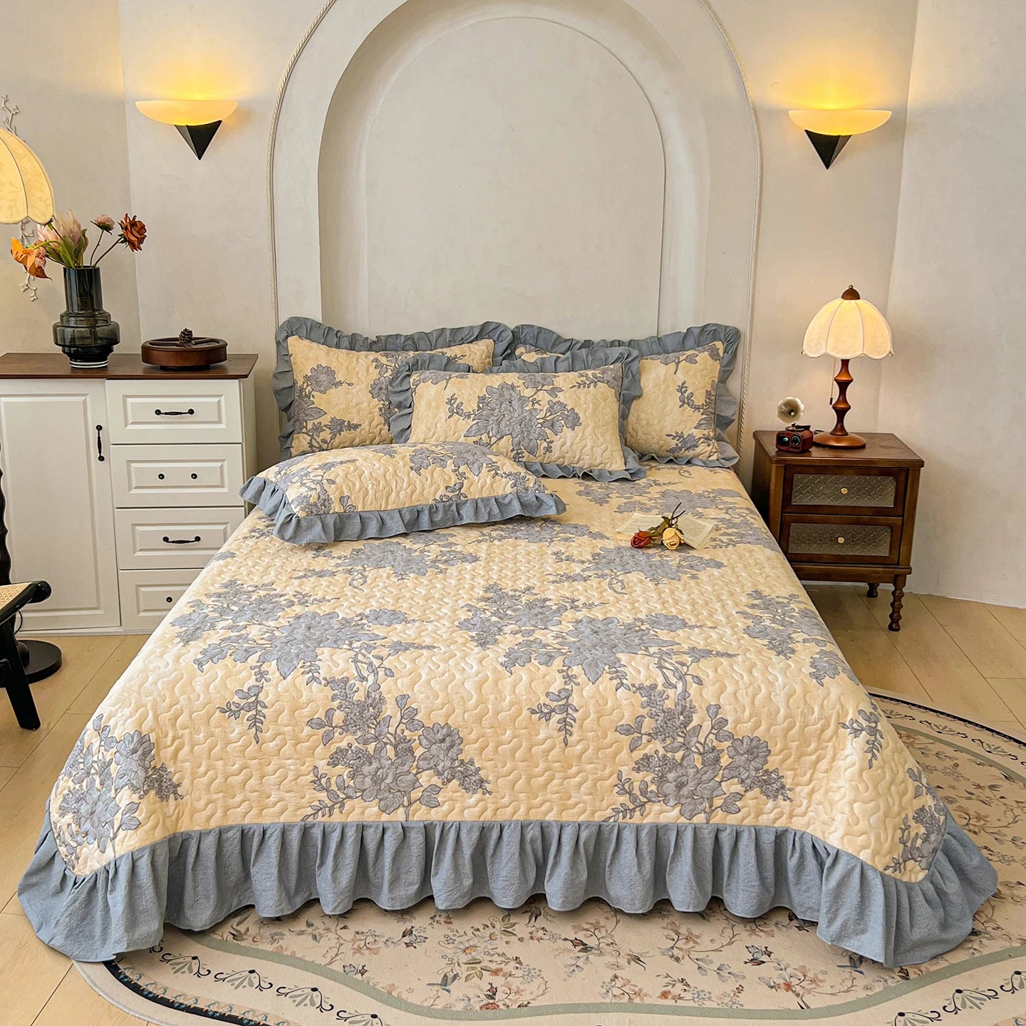 Elegant Floral Quilted Bedspread Set with Ruffle Trim