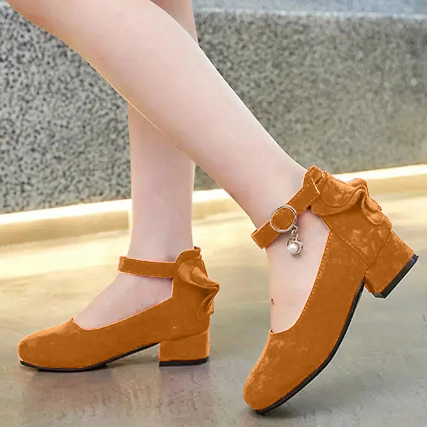 Kids High Heeled Shoes Girls Princess Sandals For Party Wedding Dance Childrens Fashion Velvet Solid Leather Shoes 2025 Spring