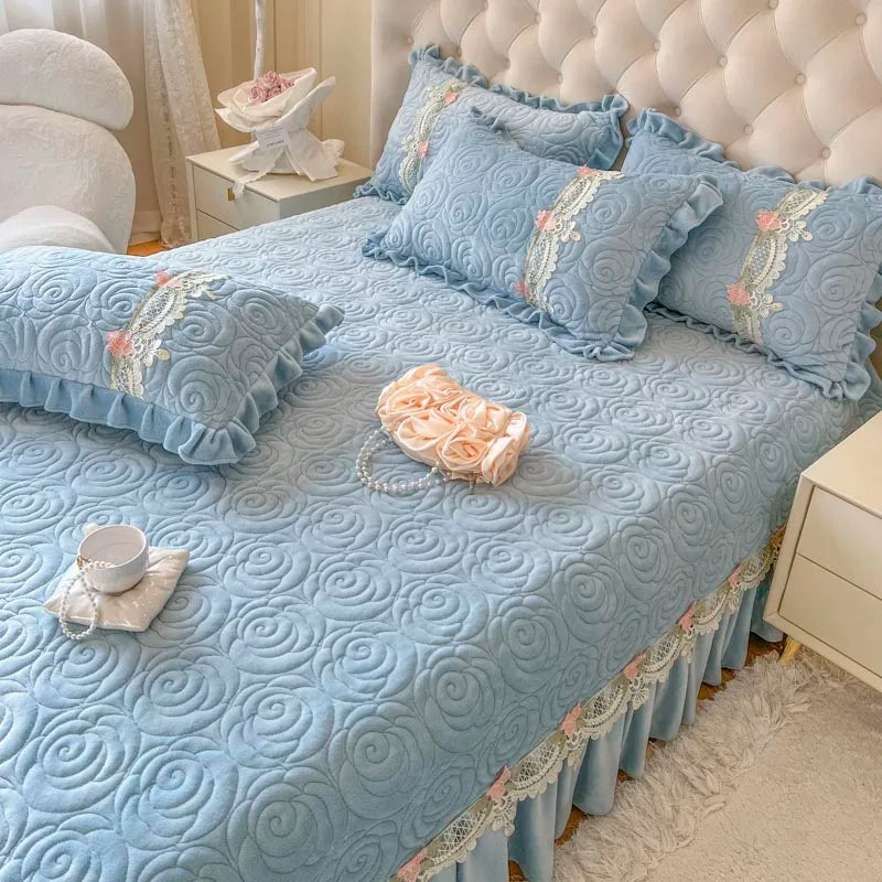 Luxury Velvet Fleece Ruffled Bedspread Set