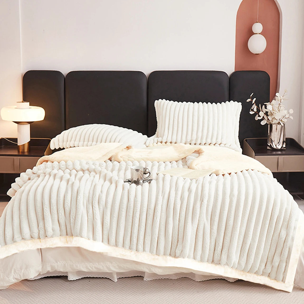 Luxury Weighted Sherpa Fleece Blanket . Ultra Soft Faux Rabbit Fur Throw for Bed & Sofa