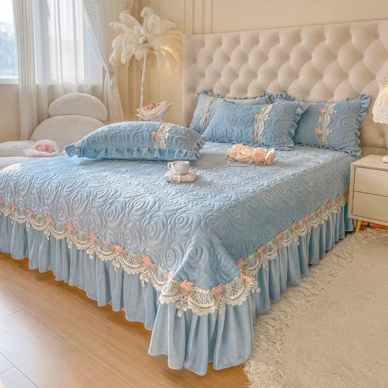 Luxury Velvet Fleece Ruffled Bedspread Set