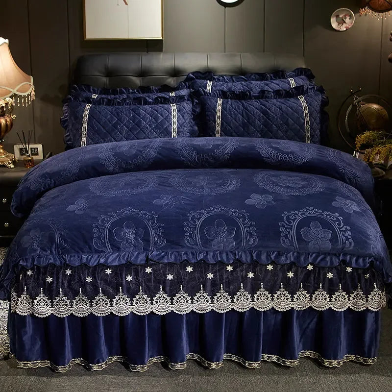 Luxury 4-Piece Embossed Velvet Lace Bedding Set