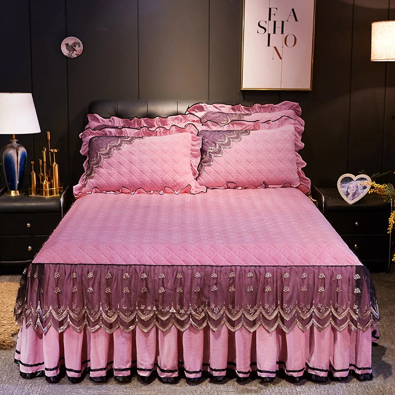 Luxury Dark Blue Quilted Lace Bedspread Set