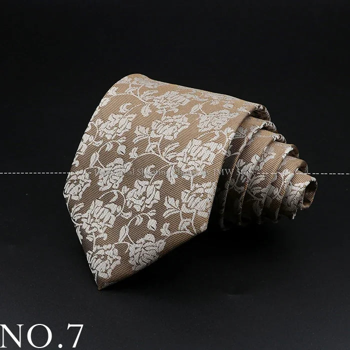 Luxury Paisley Men’s Business Necktie . Wedding & Formal Tie