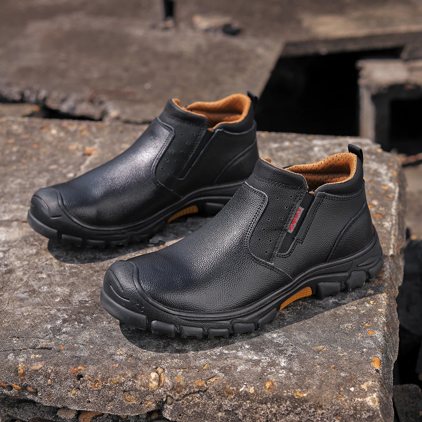 Light Weight Safety Shoes Waterproof Boots Steel Toe Boots for Men Anti-smash Anti-Puncture Work Sneakers Slip On Work Shoes