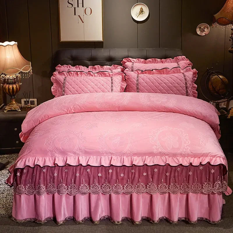 Luxury 4-Piece Embossed Velvet Lace Bedding Set