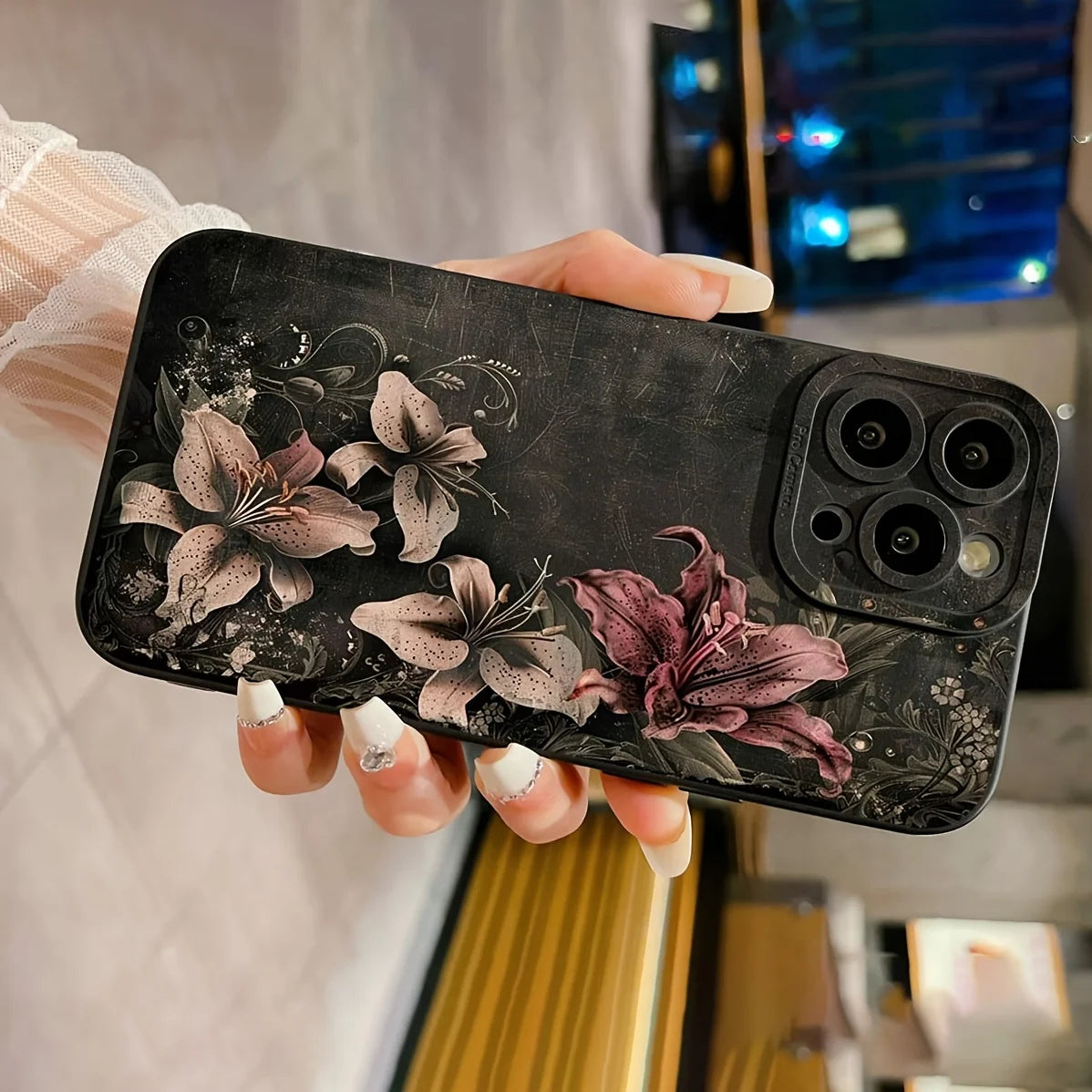 Elegant Floral iPhone Case. Luxury Style with Everyday Protection