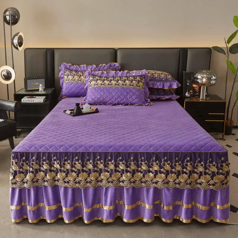 Luxury European Lace Velvet Bedspread Set