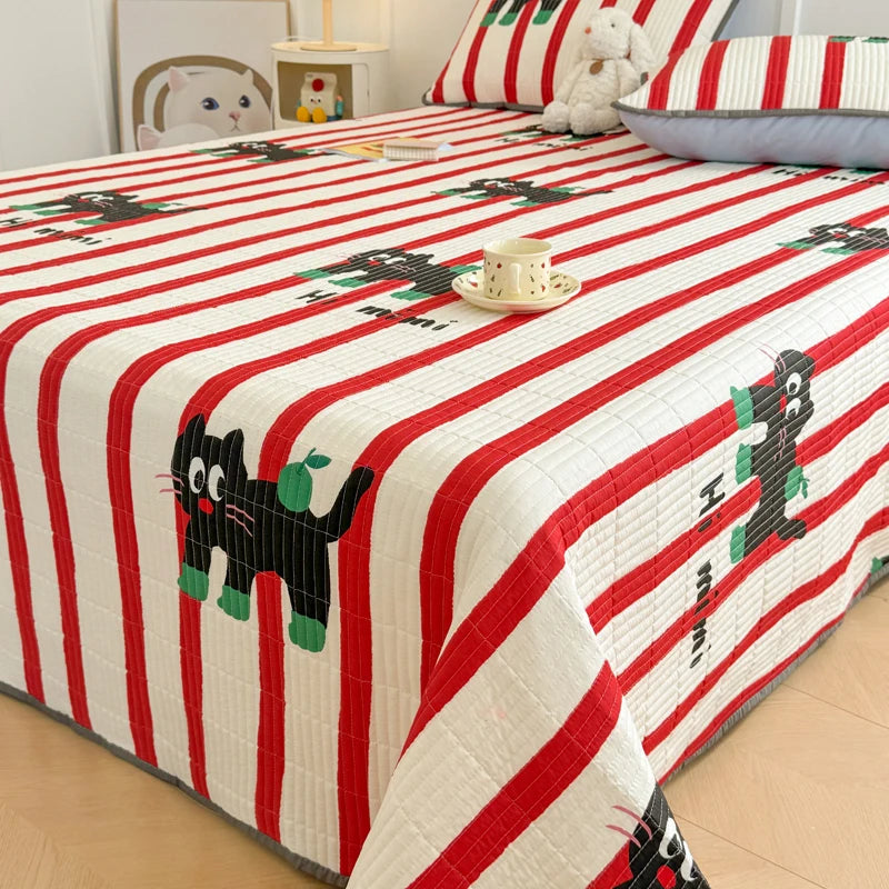 Waterproof Printed Bedspread . Reversible Double-Sided Bed Cover