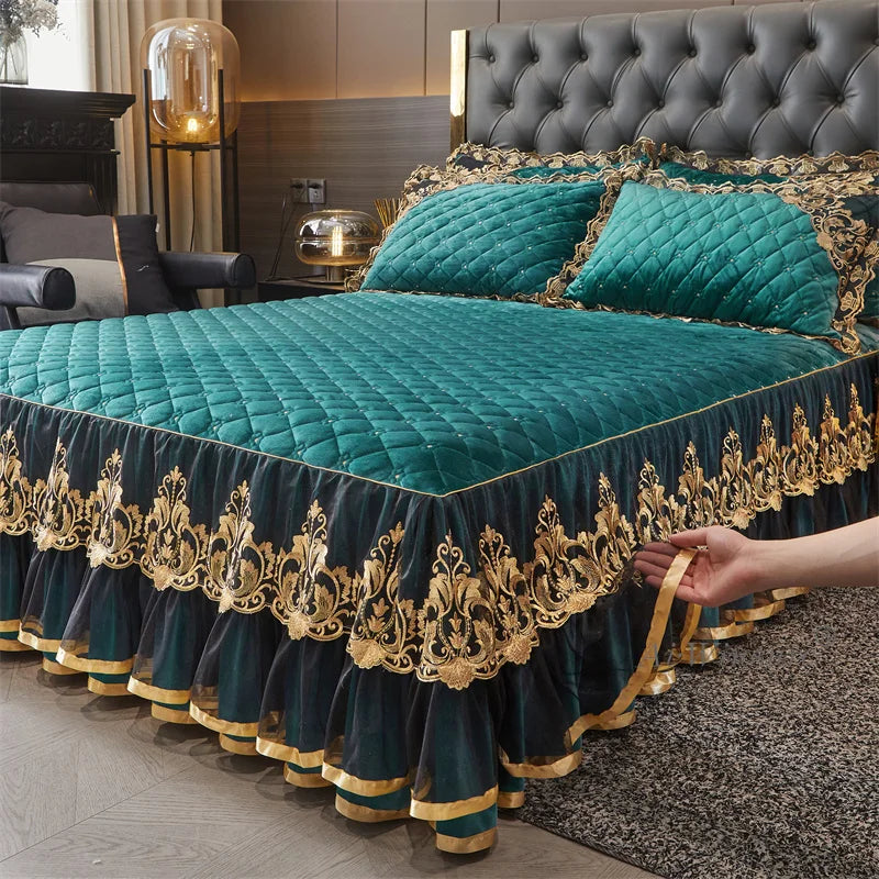 AIWINSURE-European Lace Velvet Bedspread Set, King Size, Queen Thickened Bed Cover, Soft Bed Skirt, Luxury, with 2 Pillowcases
