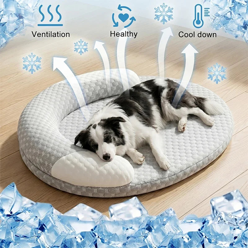 Self Cooling Plush Pet Bed for Dogs & Cats . Soft Round Calming Bed with Washable Cover