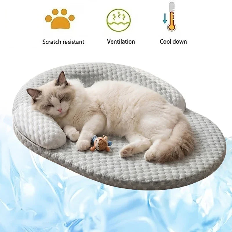Self Cooling Plush Pet Bed for Dogs & Cats . Soft Round Calming Bed with Washable Cover
