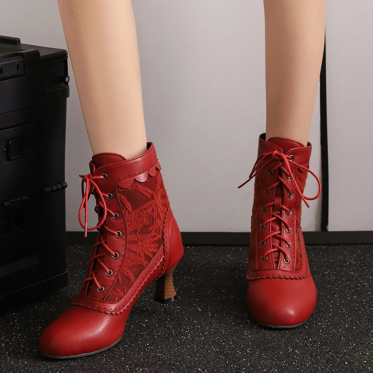 Women’s Vintage Lace-Up Ankle Boots | Low Chunky Heel Booties