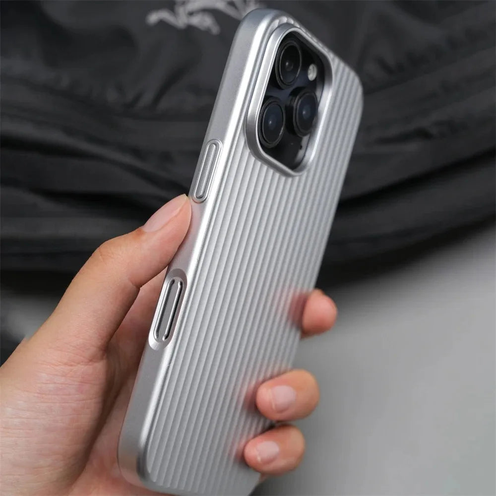 Luxury Stripes Metallic Paint Armor Phone Case for iPhone Samsung