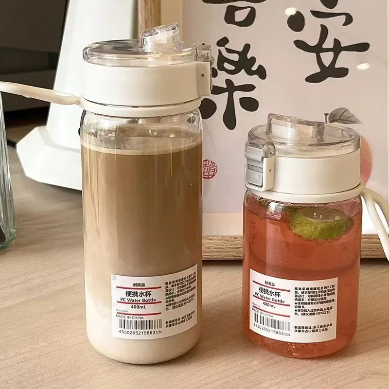 Portable Infuser Water Bottle . Leakproof Fruit Infusion Bottle for Everyday Hydration