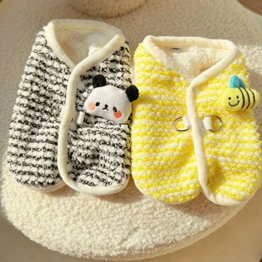 Cute Plaid Dog Jacket Coat Warm Cotton Dog Clothes Autumn Puppy Vest Jacket Bee Pattern Cat Cardigan Coat Chihuahua Pet Apparel