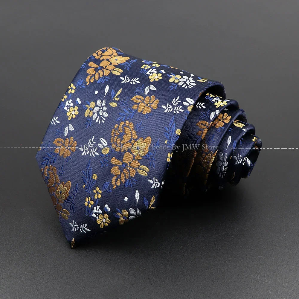 Luxury Paisley Men’s Business Necktie . Wedding & Formal Tie