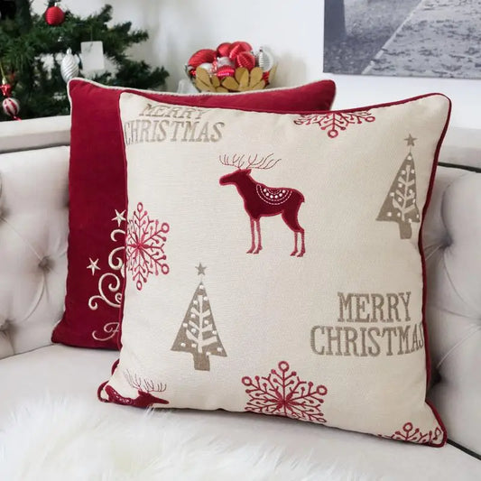 Festive Reindeer Christmas Throw Pillow Cozy Holiday Accent Cushion for Winter Home Décor