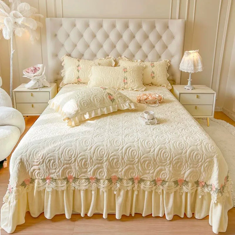 Luxury Velvet Fleece Ruffled Bedspread Set