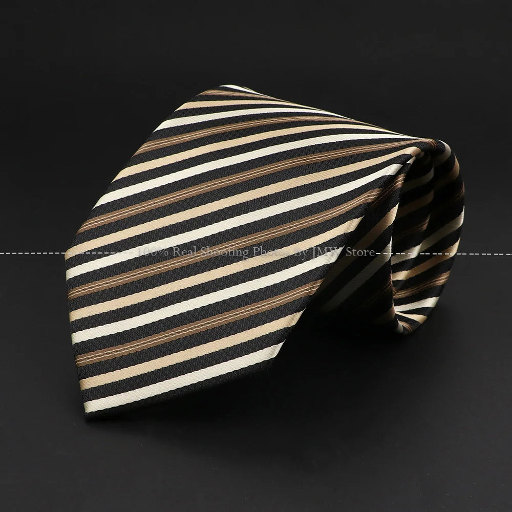 Luxury Paisley Men’s Business Necktie . Wedding & Formal Tie