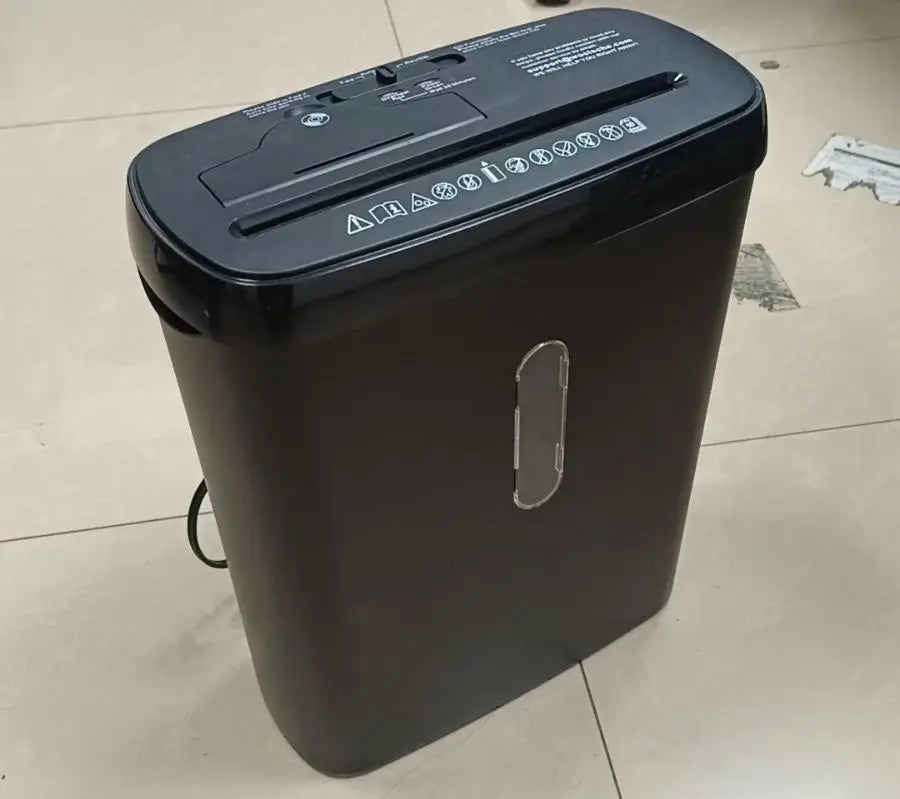 10-Sheet Cross-Cut Paper Shredder with Large Wastebasket