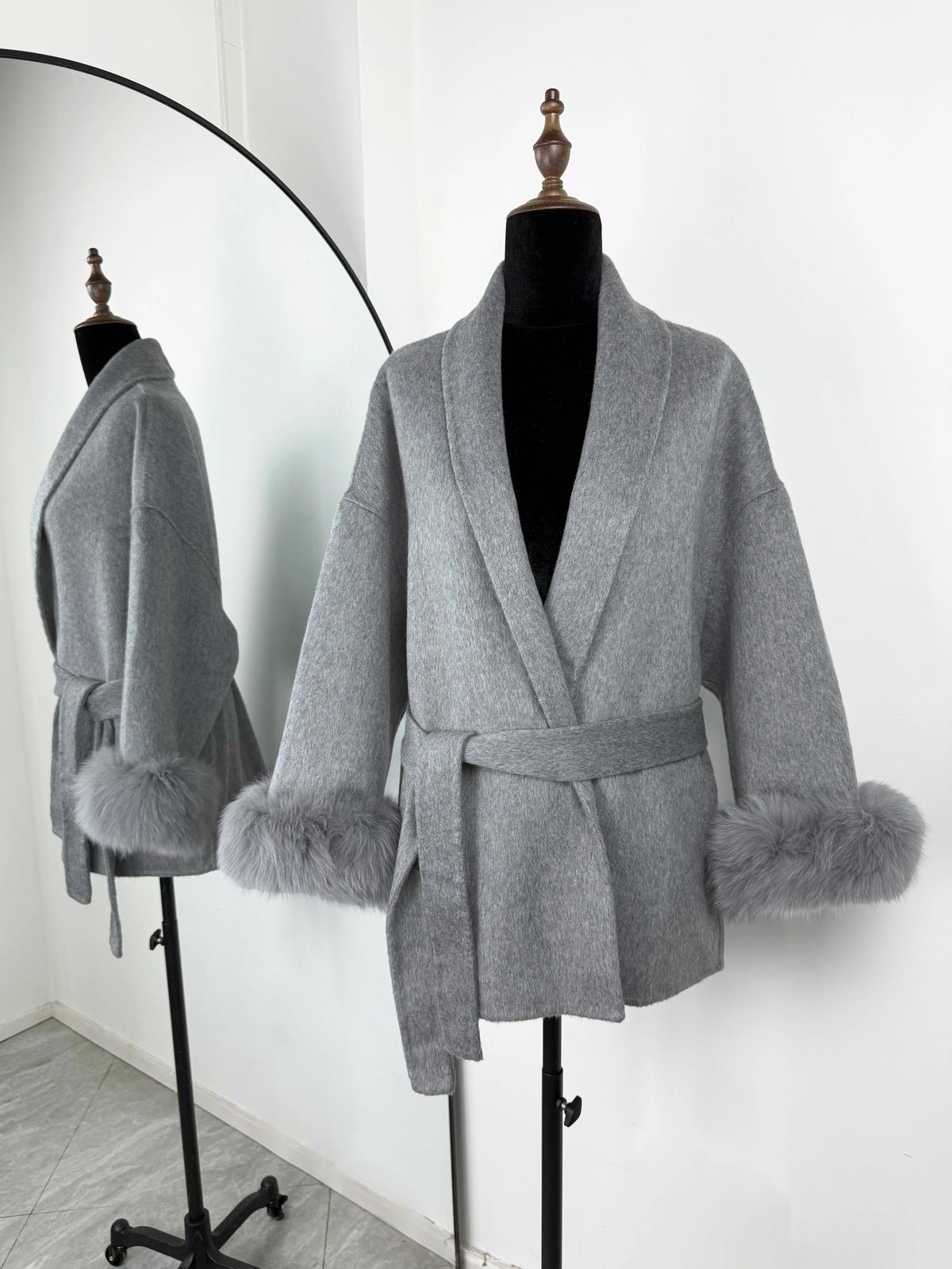 Women's Short Faux Fur Coat – Elegant Belted Winter Jacket with Shawl Collar