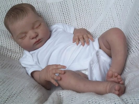 21inch 52cm Already Painted Finished Reborn Baby Doll Laura Handmade Reborn Preemie Baby Newborn Kids Toy Figure Gift Girl Dolls