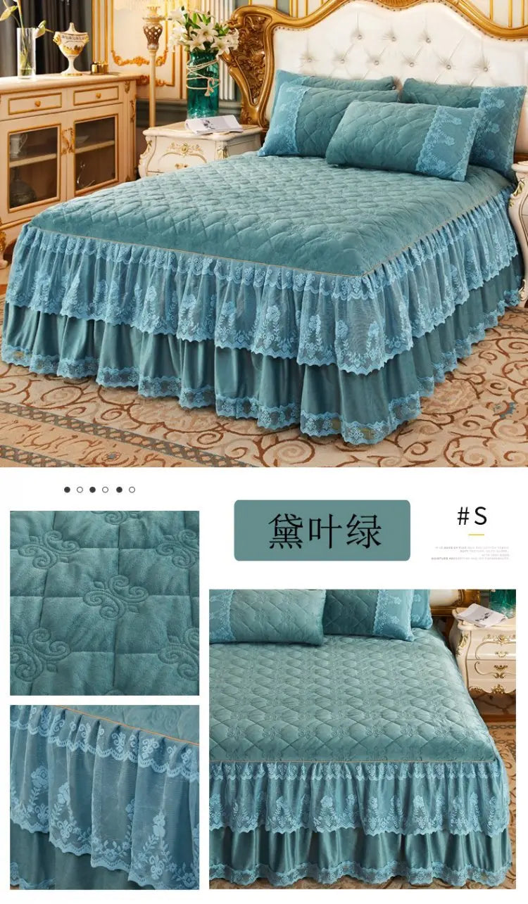 Elegant 3-Piece Lace Fitted Bedspread Set