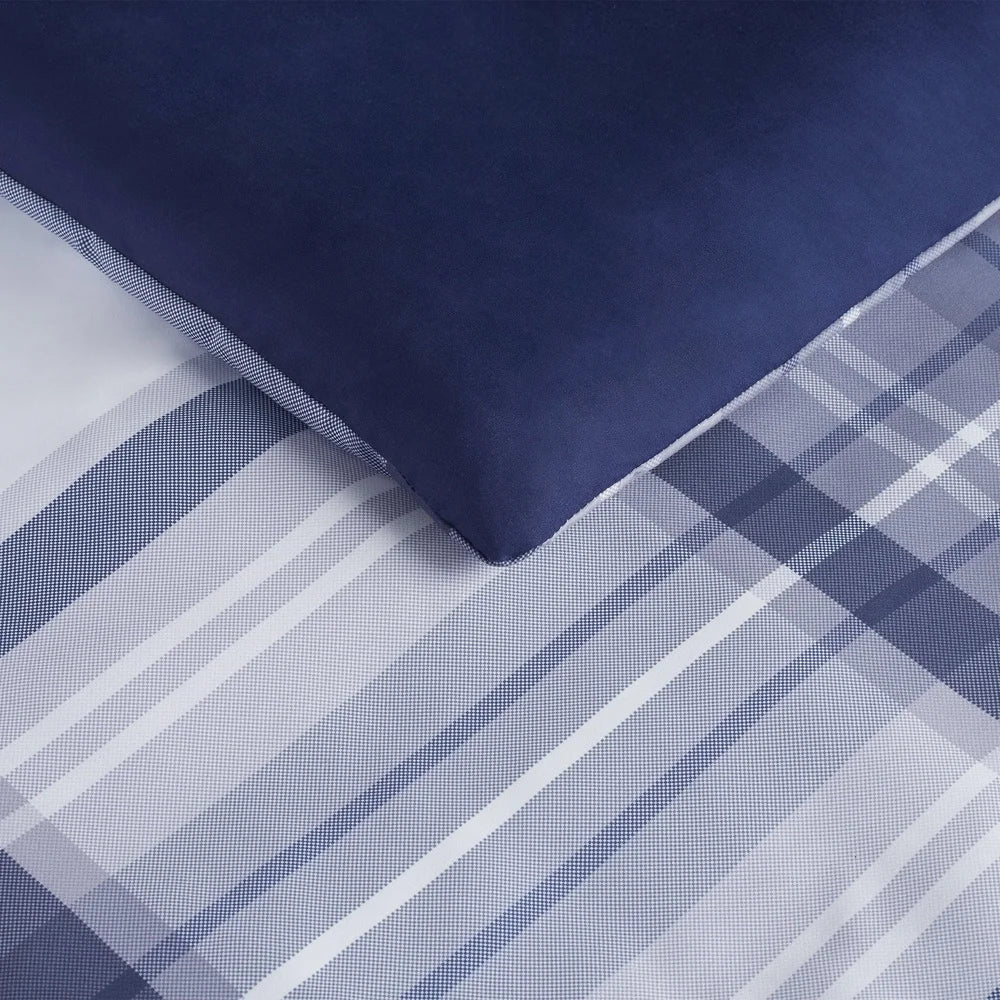 7-Piece Full Bedding Set Antimicrobial Stain Resistant Hypoallergenic Polyester Blue Plaid Bed-in-a-Bag Comforter Sheet