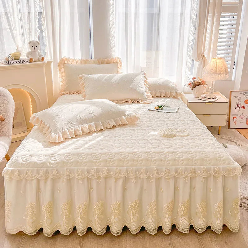 Modern Velvet Lace Bedspread | Quilted Bedding Cover