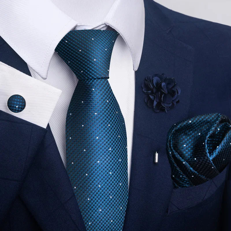 Luxury Green Floral Men’s Necktie Set .Tie, Pocket Square & Cufflinks