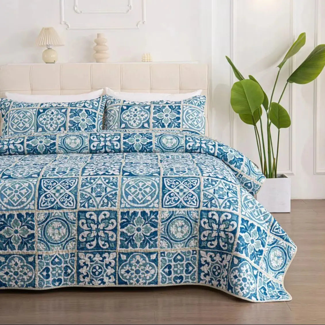 Lightweight Quilted Bedspread & Cover Set