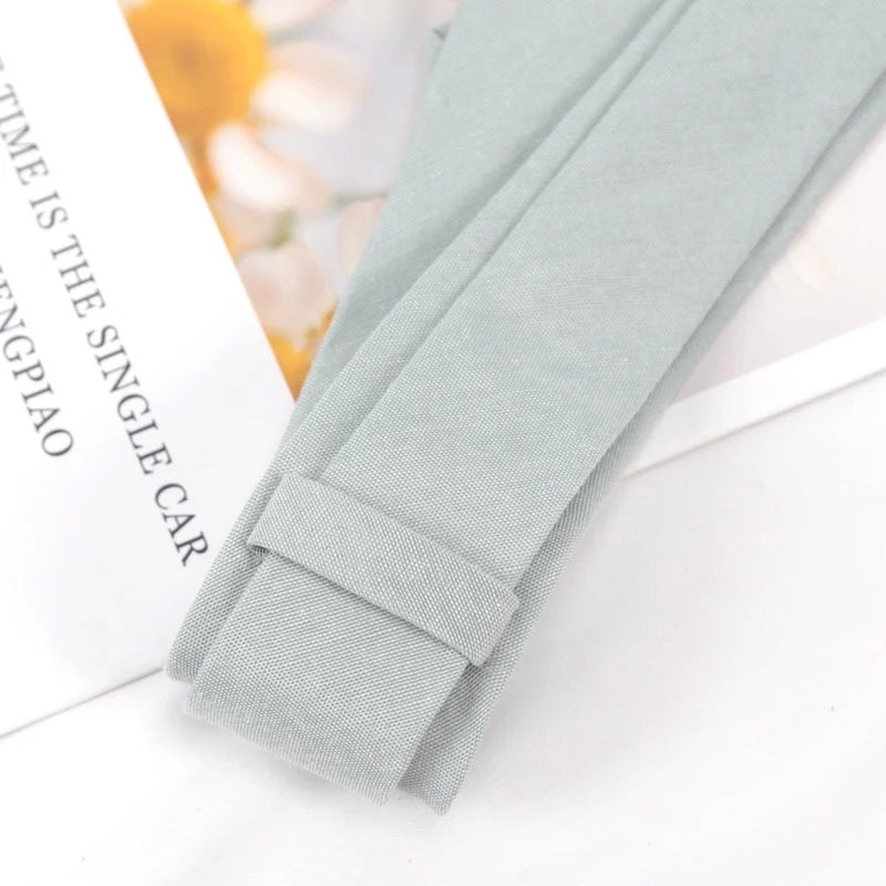 Classic Solid Color Men’s Necktie. Premium Formal Tie for Business, Weddings & Special Occasions