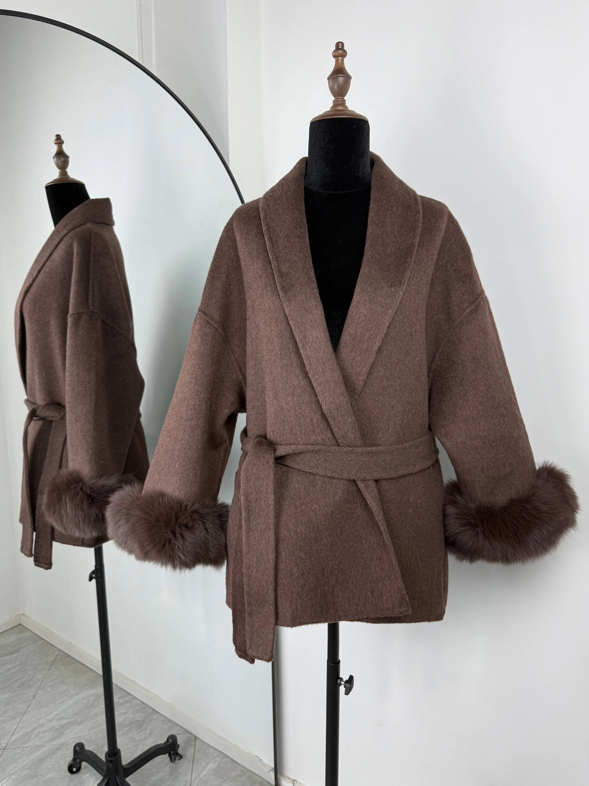 Women's Short Faux Fur Coat – Elegant Belted Winter Jacket with Shawl Collar