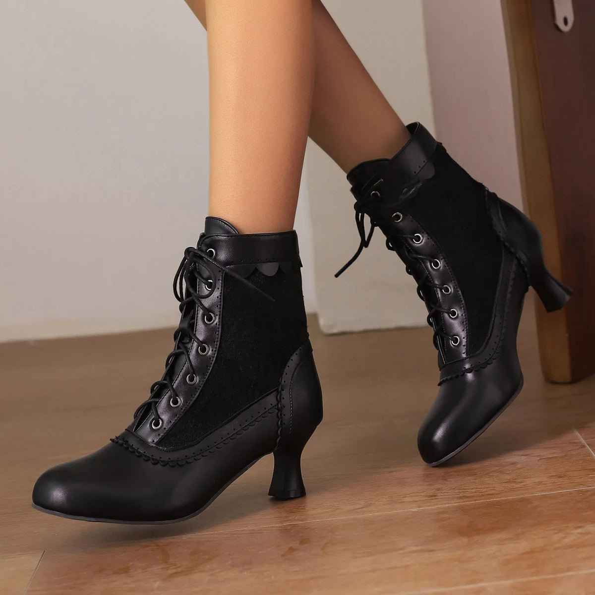 Women’s Vintage Lace-Up Ankle Boots | Low Chunky Heel Booties
